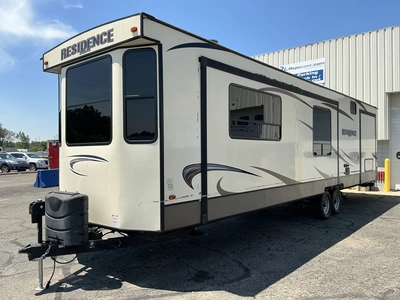 Used 2016 KEYSTONE RESIDENCE 4051FL Campers, Caravans, Motorhomes Michigan US | Miedema Asset Management Group #1327788