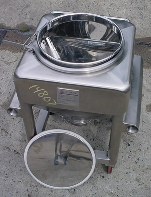 USED AUSTAR PORTABLE TOTE 100 LITER BC 100