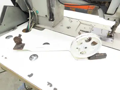 Highlead GC20618-1-D Industrial Sewing Walkling Foot Machine 	220-240V *Read