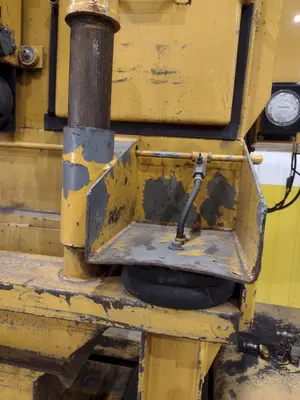 USED HI VAC 250 D