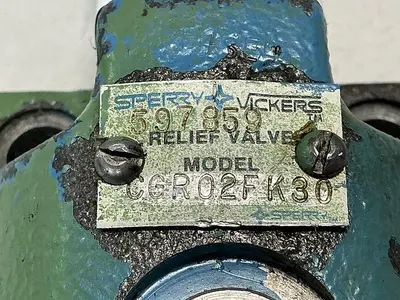 USED SPERRY VICKERS CGR02FM30