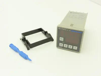 Keyence RC-18 Digital Preset Counter 4-Digit LED 100-240VAC