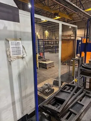 2017 CLOOS Compact Welding Cell CNC Machines | Bowland Trading Ltd (23)