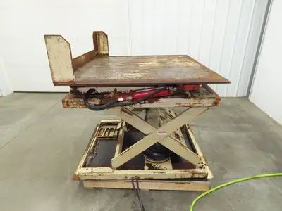 Pneumatic Lift Tilt Table Tote Tipper 2000lb 28° Degree 50x46" Top