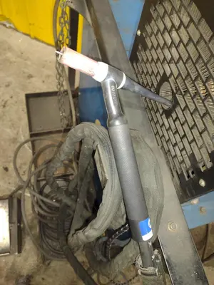 MILLER MODEL #SYNCROWAVE 250 AC/DC WELDER & RADIATOR-1 CHILLER: YOBRO #24819