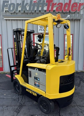 USED 2004 HYSTER E50Z-27