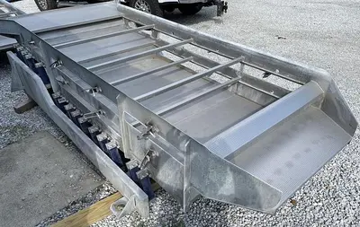 USED KEY TECHNOLOGY DUAL DECK GRADING AND SIZING SHAKER CONVEYOR 409-51