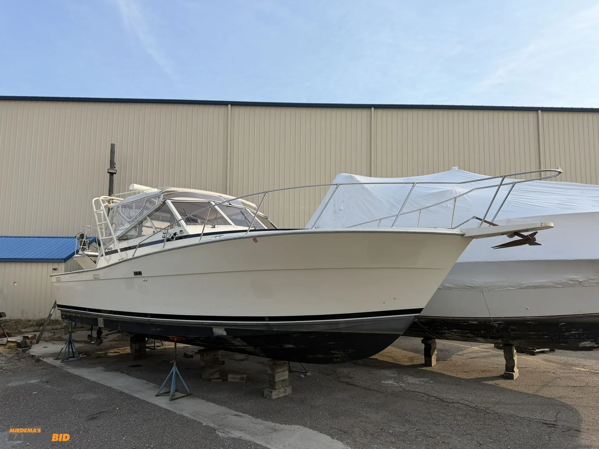 Used 1985 VIKING 35 EXPRESS Boats (Misc) Michigan US | Miedema Asset Management Group #1356034