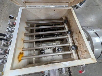 G Force SS Scaling Flour Hopper