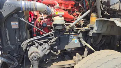 USED 2015 PETERBILT 579