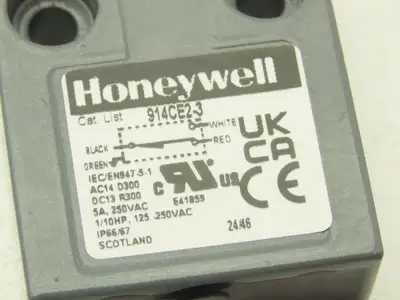 Honeywell 914CE2-3 MICRO SWITCH Miniature Precision Limit Switch Silver Contacts