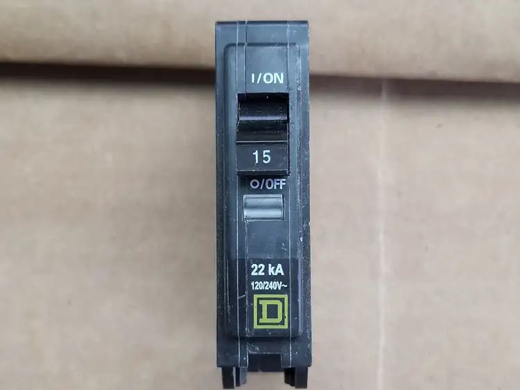 Used SQUARE D QOB115 Switchgears British Columbia CA | Lenmark #1438696