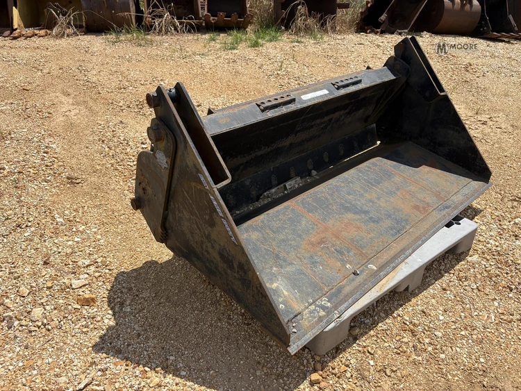 Used BLUE DIAMOND 66LF4N1 Skid Steer Buckets Tennessee US | Moore Equipment #1517327
