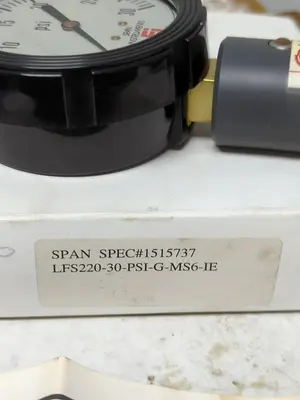 New | in-Stock SPAN 1515737 Universal Pressure Meters Ohio US | Surplus Asset Holdings #1240495