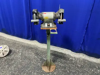 Used 2002 DAYTON 4Z909C Pedestal Type Grinders (Double End) Ohio US | HGR 24 #1437817