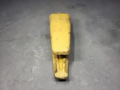 USED CATERPILLAR 6I-6404