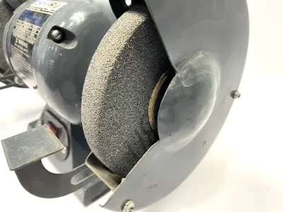 USED BENCH PRO ELECTRIC BENCH GRINDER 6" 3450RPM DAMAGED & MISSING EYE SHIELDS