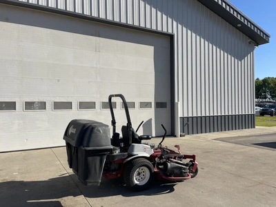 USED 2022 EXMARK LAZER Z ZERO TURN