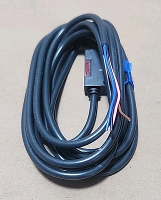 NEW Omron E3S-BT81-D