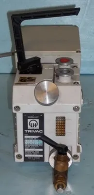 Used OERLIKON - LEYBOLD 60142-E1 Vacuum Pumps Texas US | Bamko Surplus Process Equipment #937517