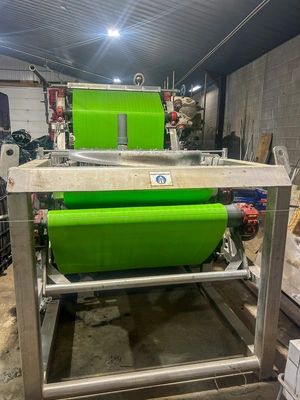 USED 1996 FRONTIER FXTI-4700