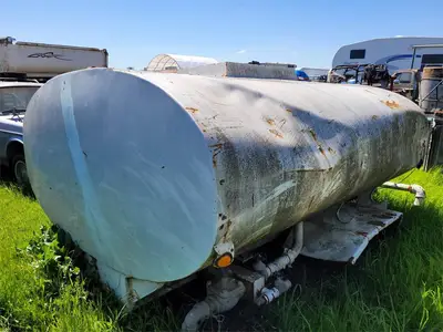 USED 1987 FORD LN8000