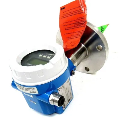 NEW ENDRESS + HAUSER FMR240-U4V2ALJCA4A LEVEL SENSOR FMR240U4V2ALJCA4A