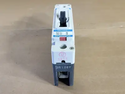 USED CUTLER-HAMMER FD1015