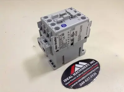 USED ALLEN BRADLEY 700-CF310E SER A