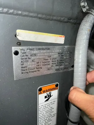 2015 MILACRON FANUC ROBOSHOT S2000I-275B-416G Injection Molding Horizontal/Vertical | Machinery Network (20)