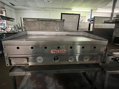75-0303 Vulcan 48'' Heavy Duty Gas Griddle 948A