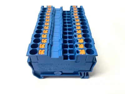 USED PHOENIX CONTACT FEED-THROUGH TERMINAL BLOCK PT 2,5 BU LOT OF 13