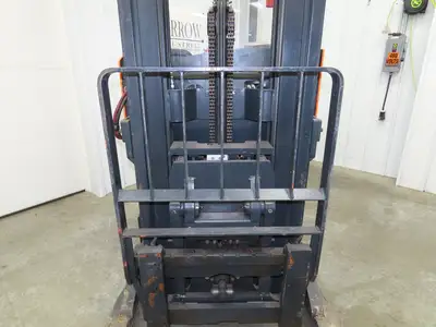 Doosan Forklift Stand On 36V Electric Pantograph Reach Truck 3241lbs 2569h 20' L