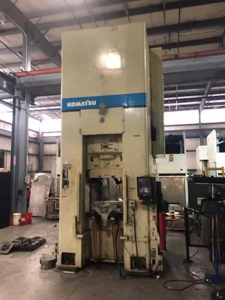 Used 2002 KOMATSU L1C-630-3 Straight Side Presses Ohio US | D & D Industries #437905