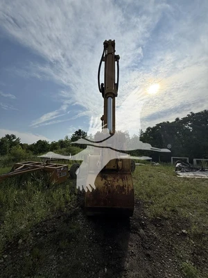 USED 1978 CATERPILLAR 245