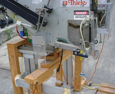 USED THIELE HORIZONONTAL AUTOMATIC PLACE RECPRICATING PLACER