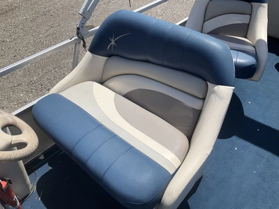 USED 1998 STARCRAFT STARDECK 261