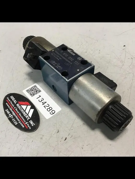 Used BOSCH 0 810 092 135 Valves/Fittings Michigan US | Ideal Machinery #774962