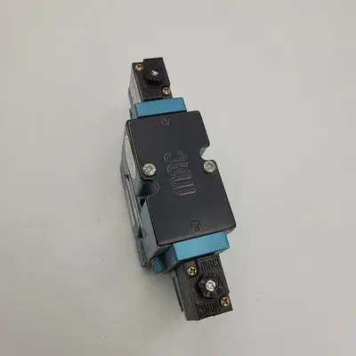 Used MAC MAC 82A-FA-CKA-TM-DAAP-2DA PNEUMATIC SOLENOID VALVE & MAC FC82A-AA Solenoid Valves | ND Industrial Surplus #1219288