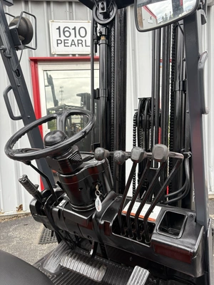USED 2001 TOYOTA 42-6FGCU18