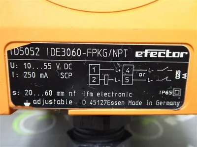 efector ID5052 IDE3060-FPKG/NPT Proximity Sensor Module Used