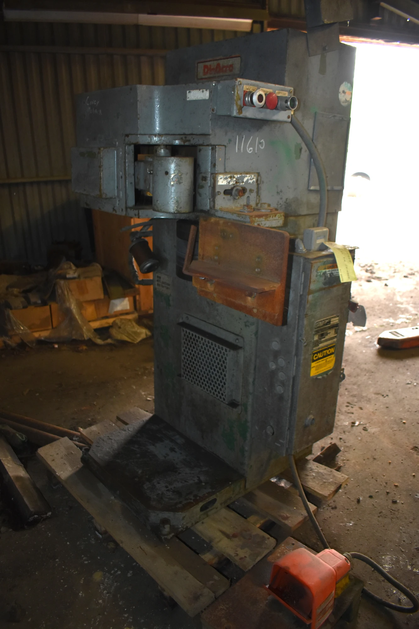 USED DI-ACRO V