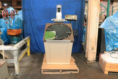 USED 1995 Mitutoyo PV-600, FLOOR MODEL - VERTICAL PROJ., 1995, 10X