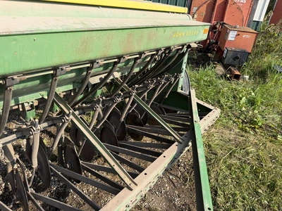 Used _UNKNOWN_ _UNKNOWN_ Grain Drills Michigan US | Miedema Asset Management Group #1443276