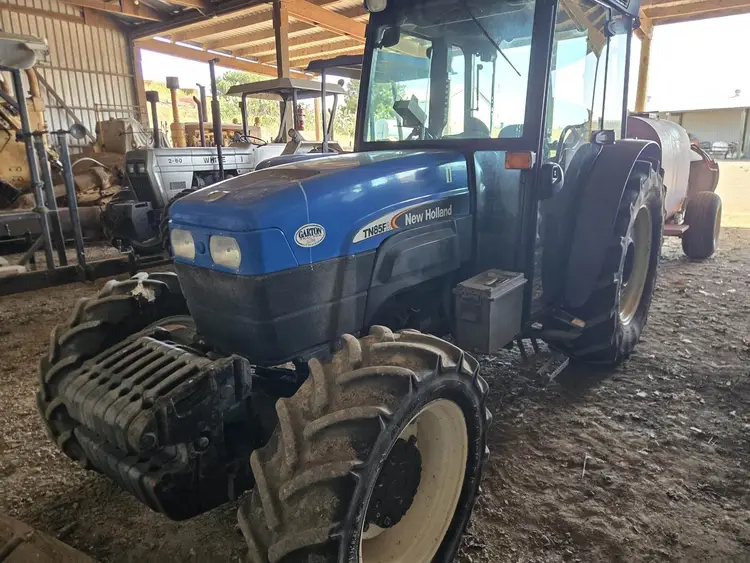 Used 2007 NEW HOLLAND TN85FA Tractors & Trailers California US | Ben Kaplan Equipment #1506688