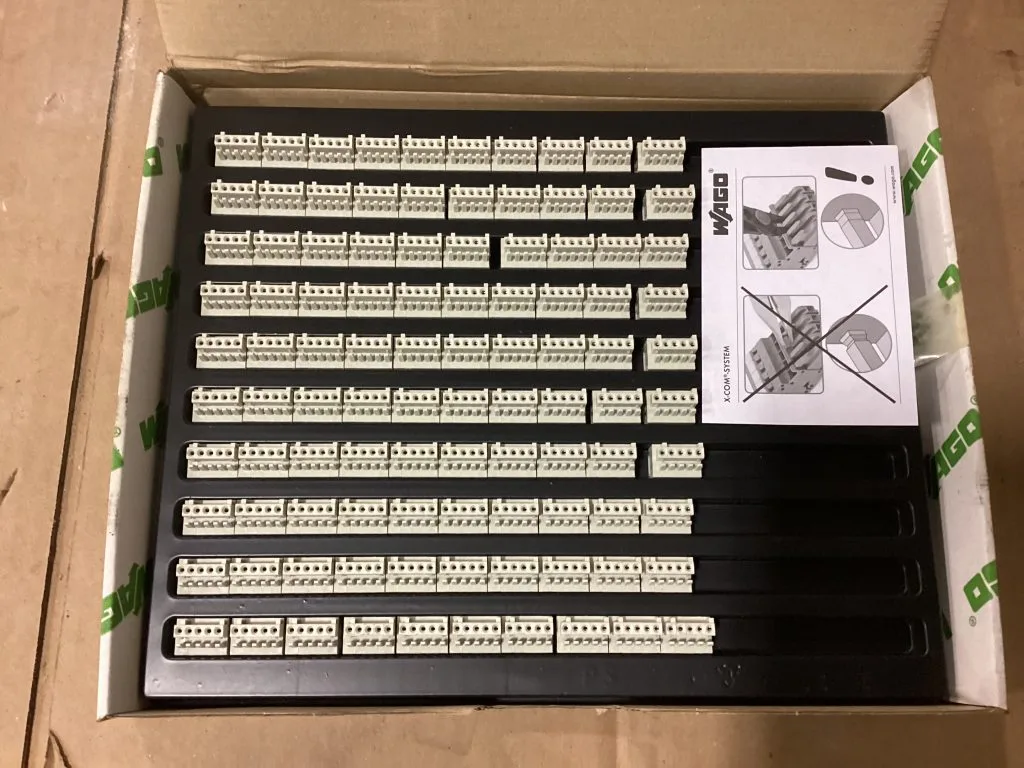 Wago 734-105 Female Cage Clamp Connector 5 Pole -NIB of 100