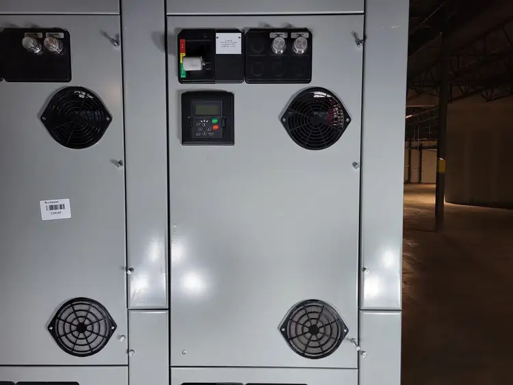 Used EATON SVX004A1-5A4N1 Switchgears British Columbia CA | Lenmark #240262