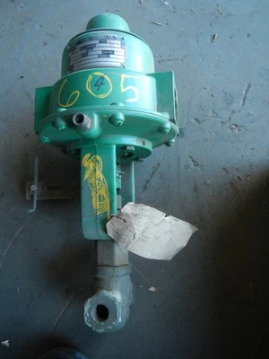 Fisher 1/2" 150 Rating, Bronze Threaded Control Valve