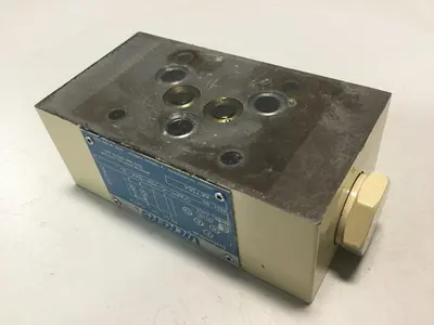 USED VICKERS DGMPC-5-ABK-BAK-30
