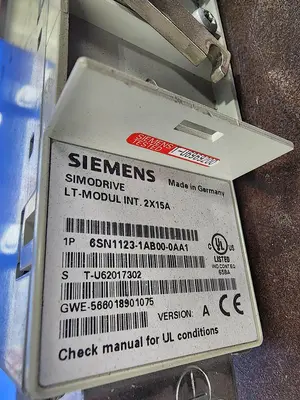 USED SIEMENS 6SN1118-0DM33-0AA1
